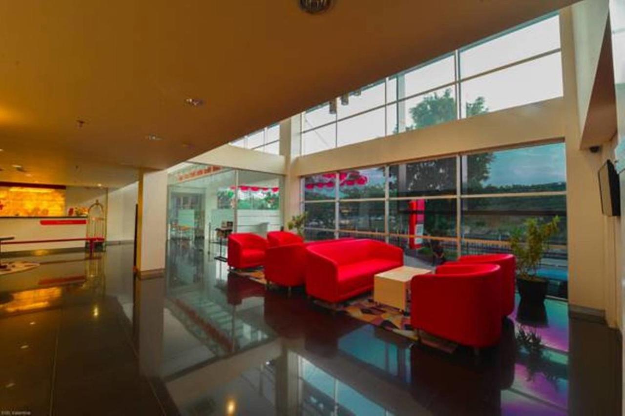 D'Hotel Τζακάρτα Εξωτερικό φωτογραφία