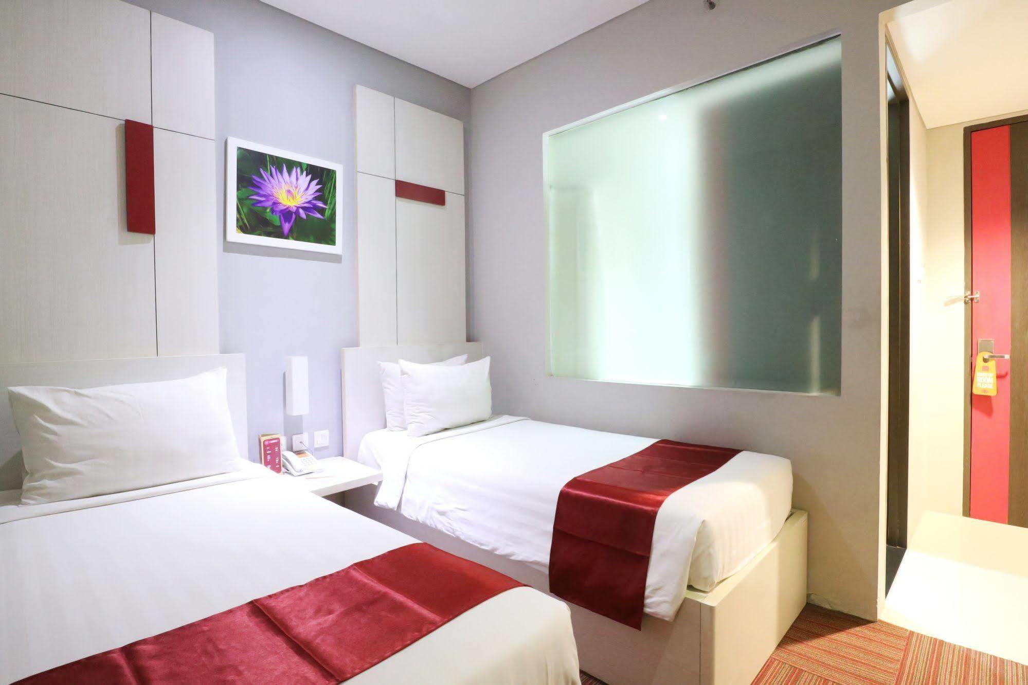 D'Hotel Τζακάρτα Εξωτερικό φωτογραφία
