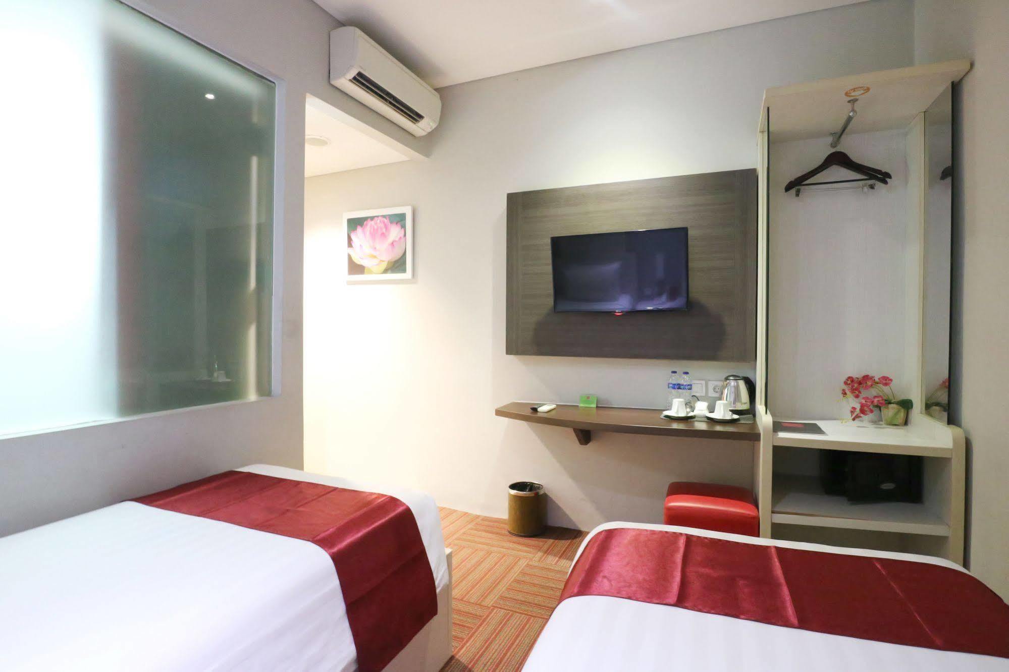 D'Hotel Τζακάρτα Εξωτερικό φωτογραφία